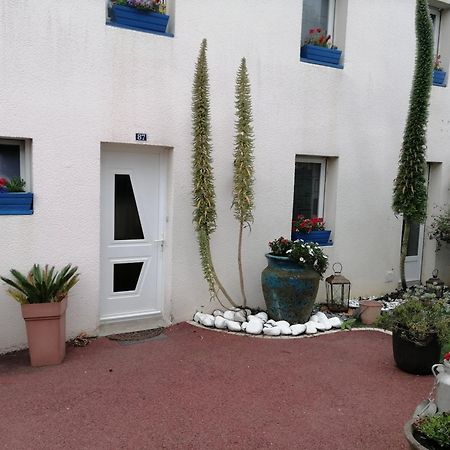 Ty Pempoul - Logement 2 Chambres - 100 M De La Plage Saint-Pol-de-Léon Exterior foto